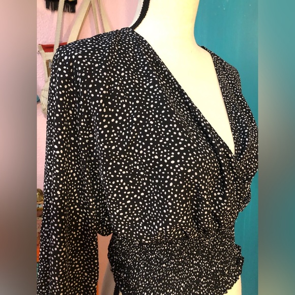 Long Sleeve Black + White Polka Dot V-Neck - Picture 13 of 15
